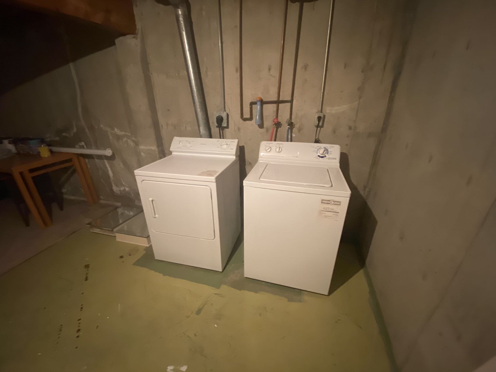 里贾纳大学附近学区房，3卧2卫condo, 可拎包入住 - 10