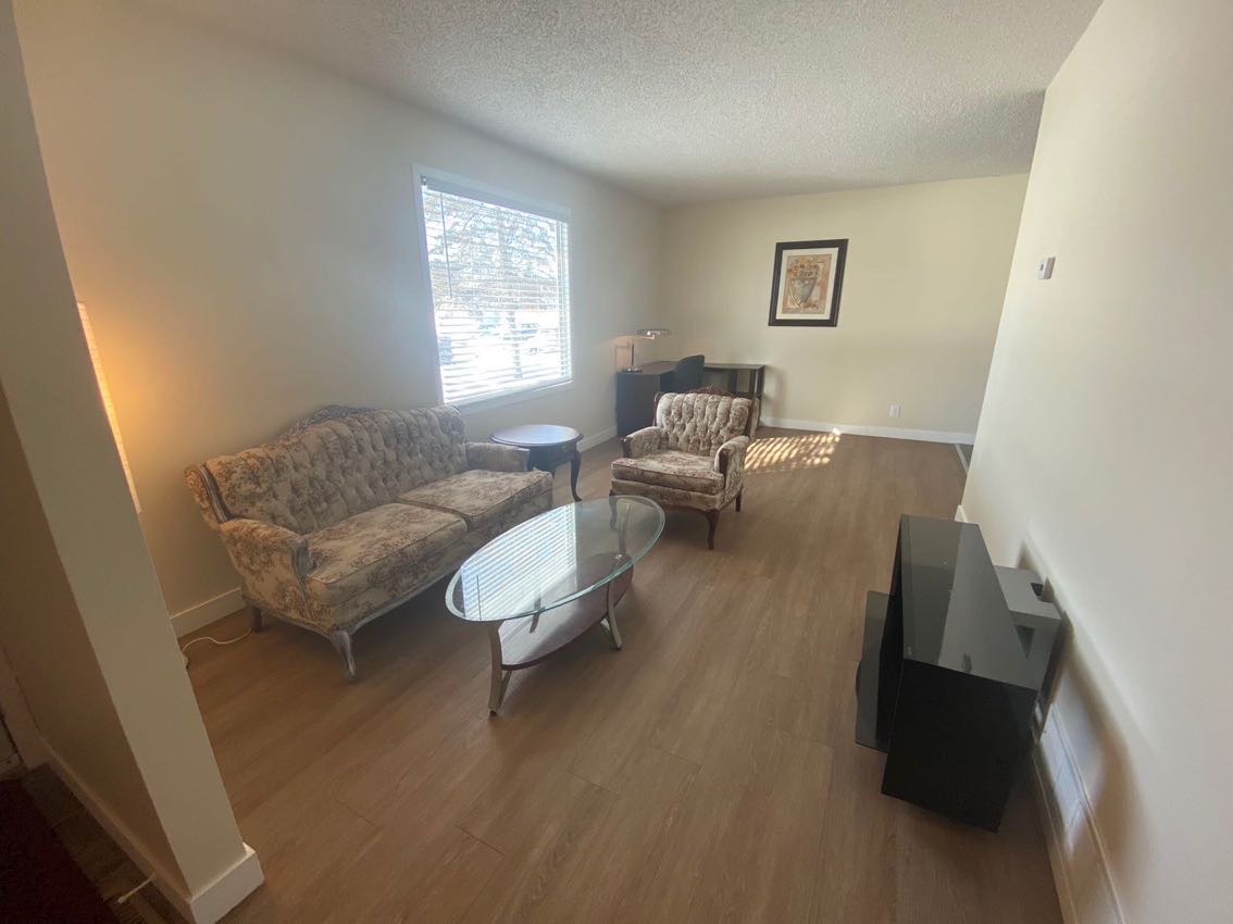 里贾纳大学附近学区房，3卧2卫condo, 可拎包入住 - 2