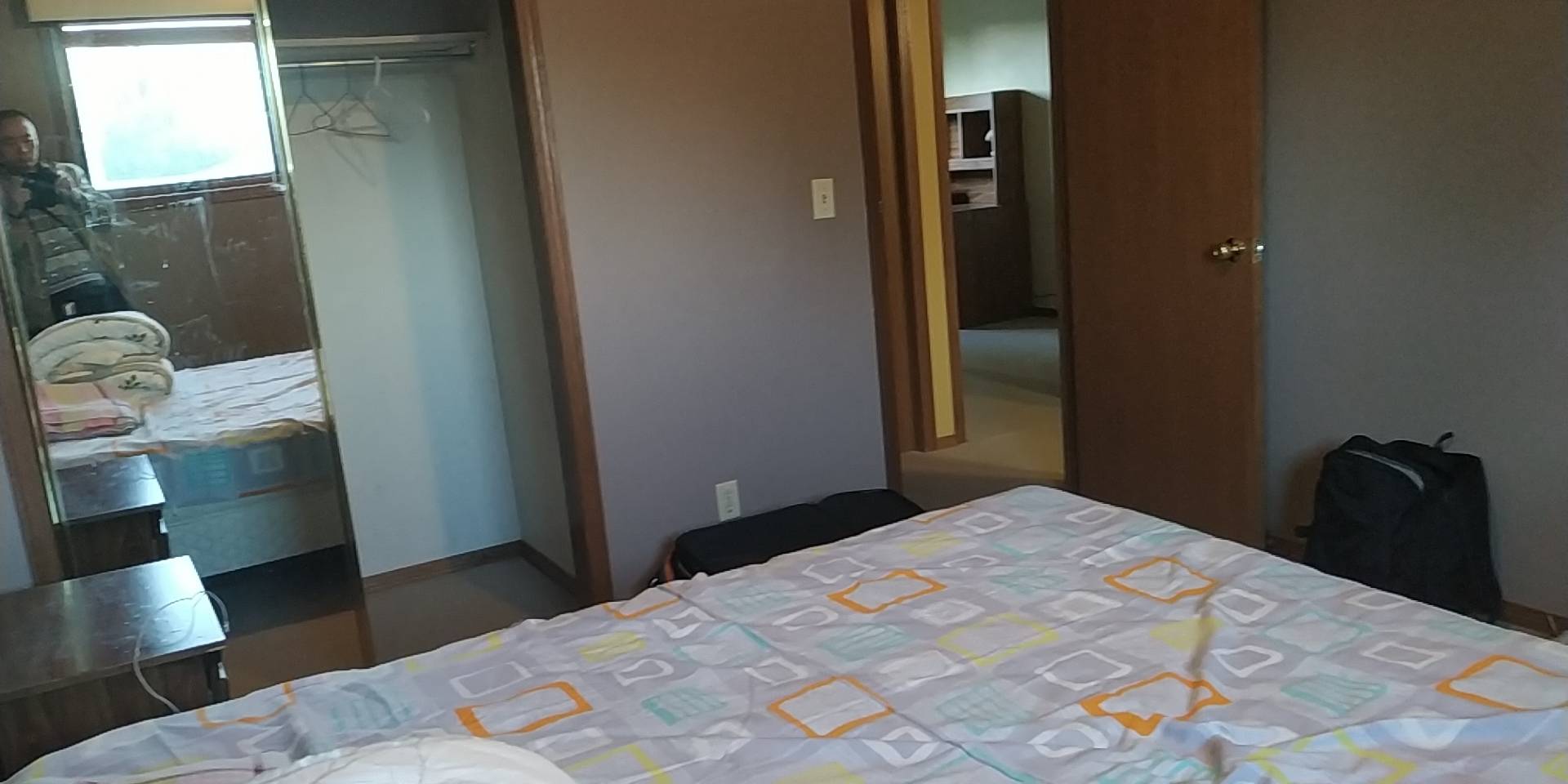 erindale错层一层半三室两卫整租1200水电宽带暖全包价