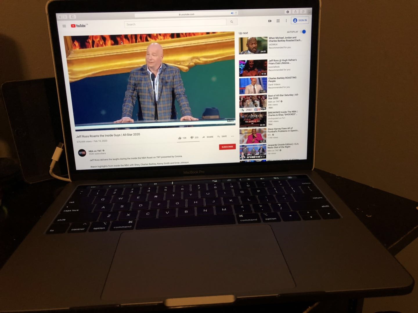 99新在保MacBook Pro 2019带bar