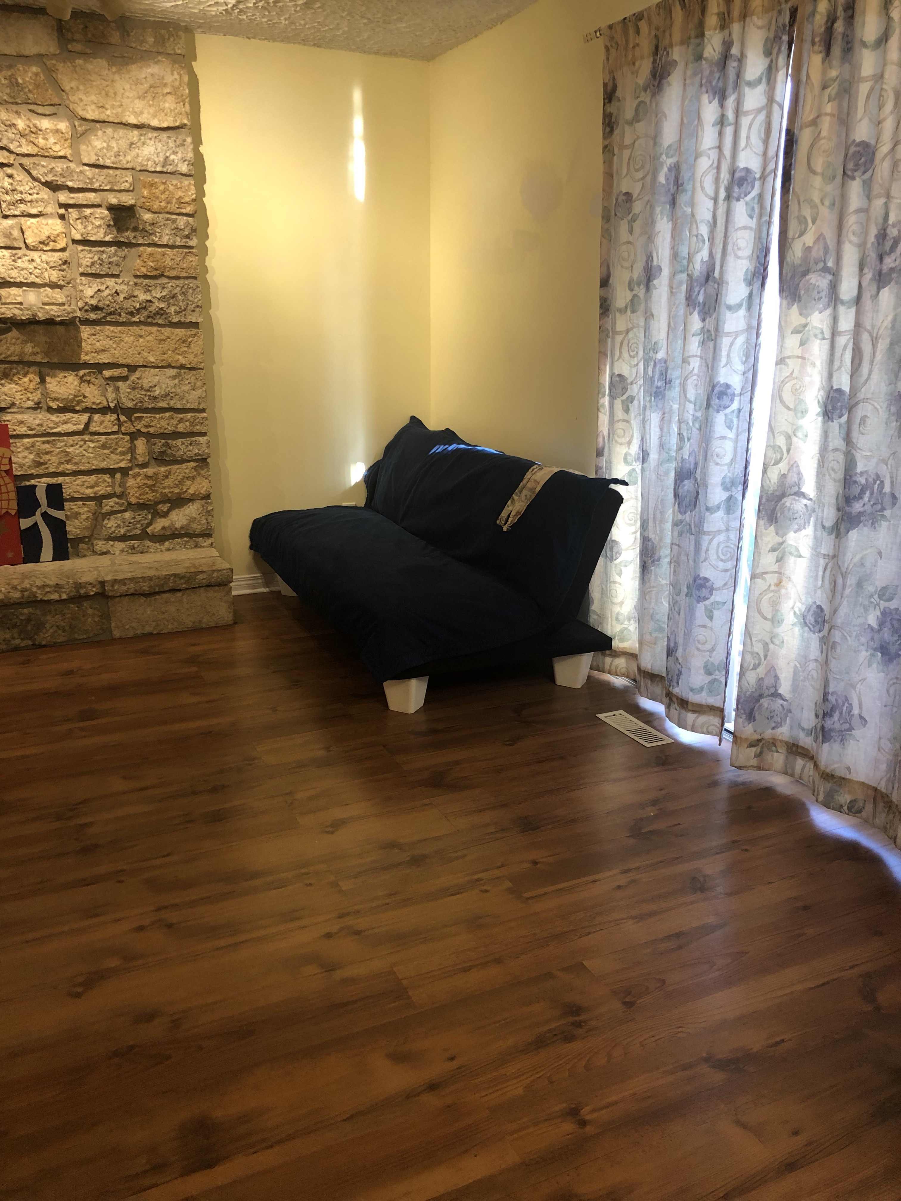 八街精致好房短租及home stay