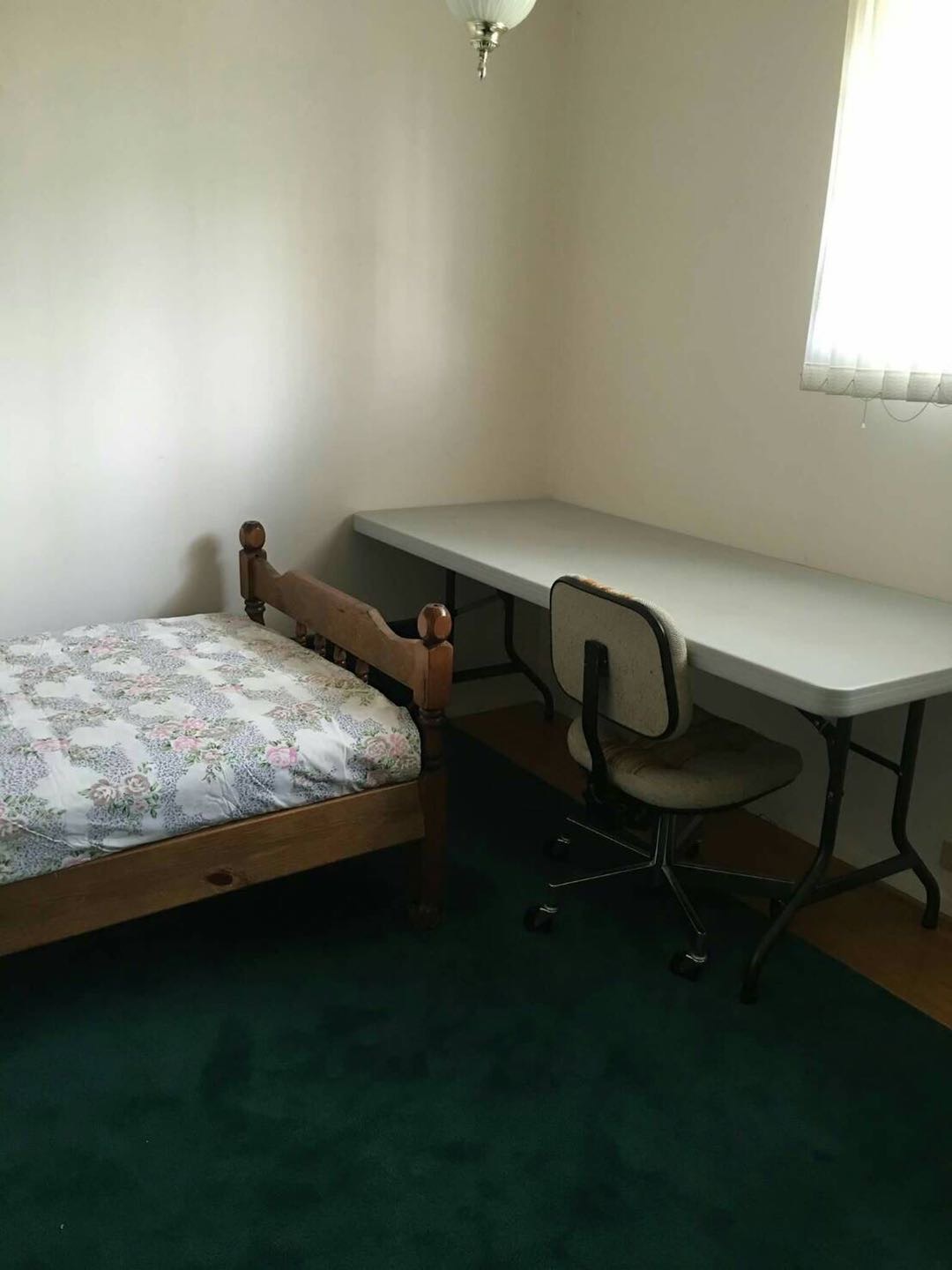 Varsity 女性房間出租，近Market mall, U of C - 3