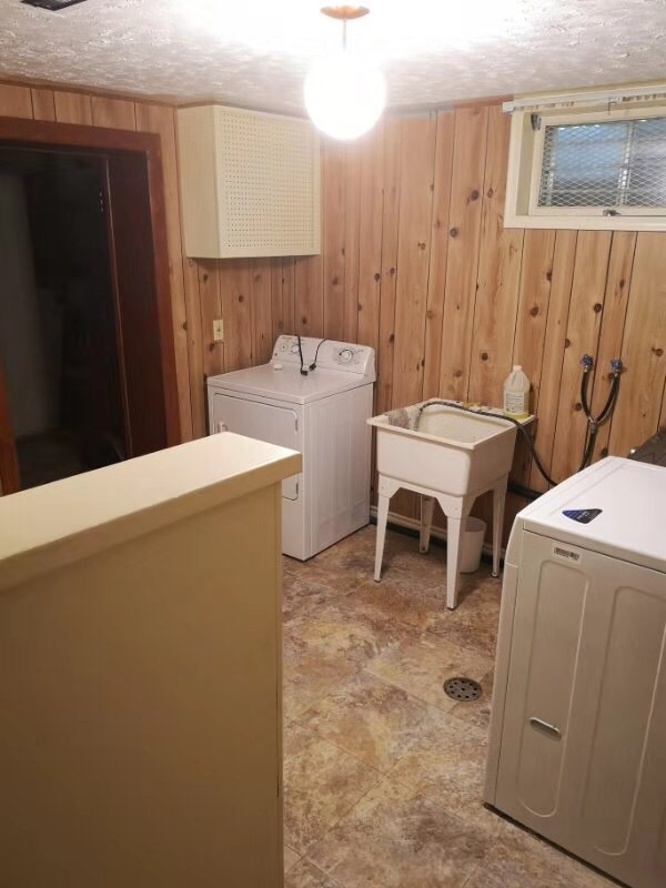 里贾纳大学边上house房间出租 - 5