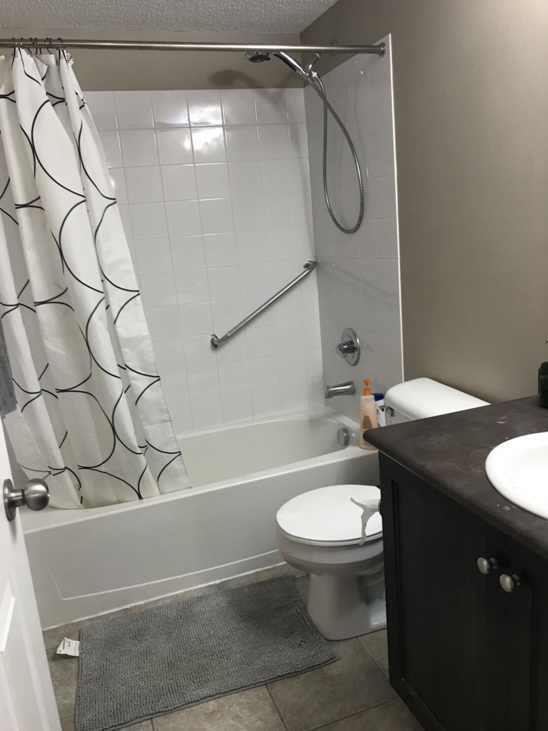 卡城西北区panaroma hills安静两室condo - 8