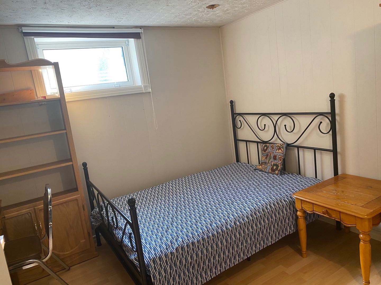 里贾纳大学边上房屋出租