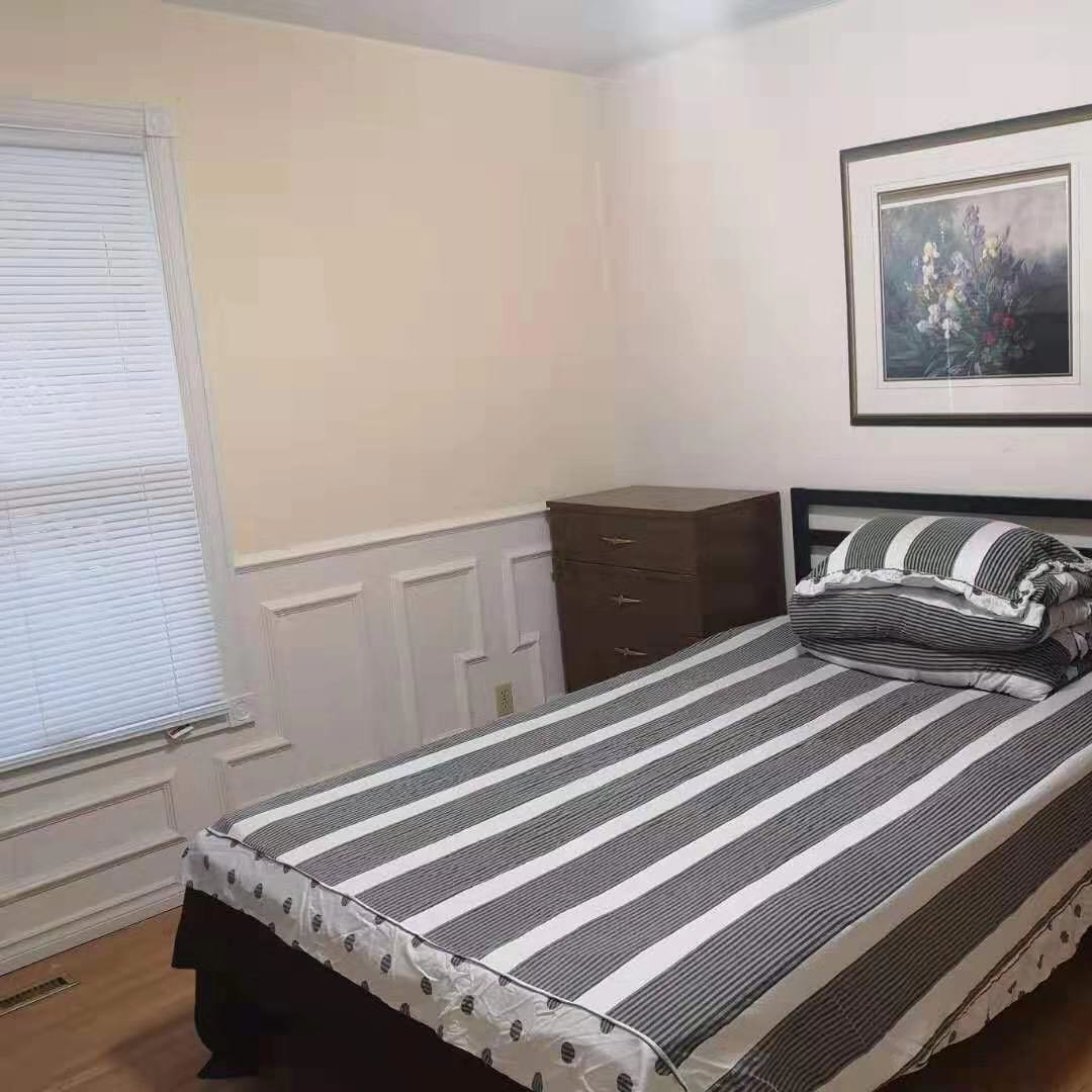 里贾纳大学旁房屋出租 - 4