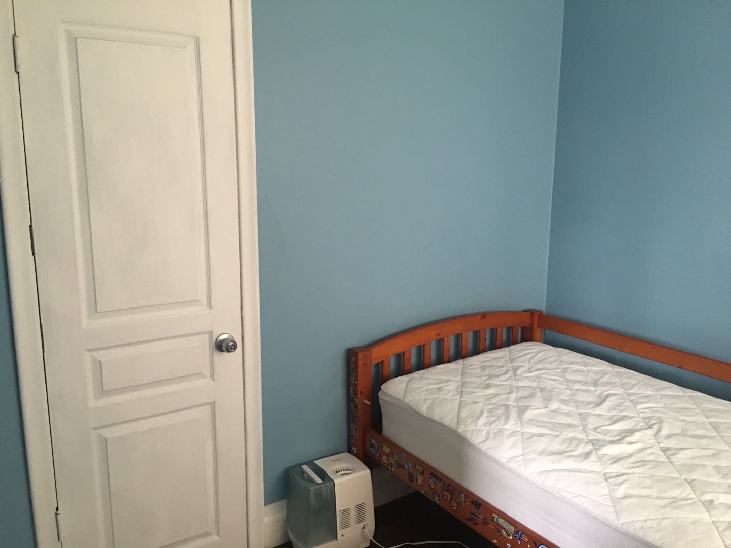 中央街分租單人房