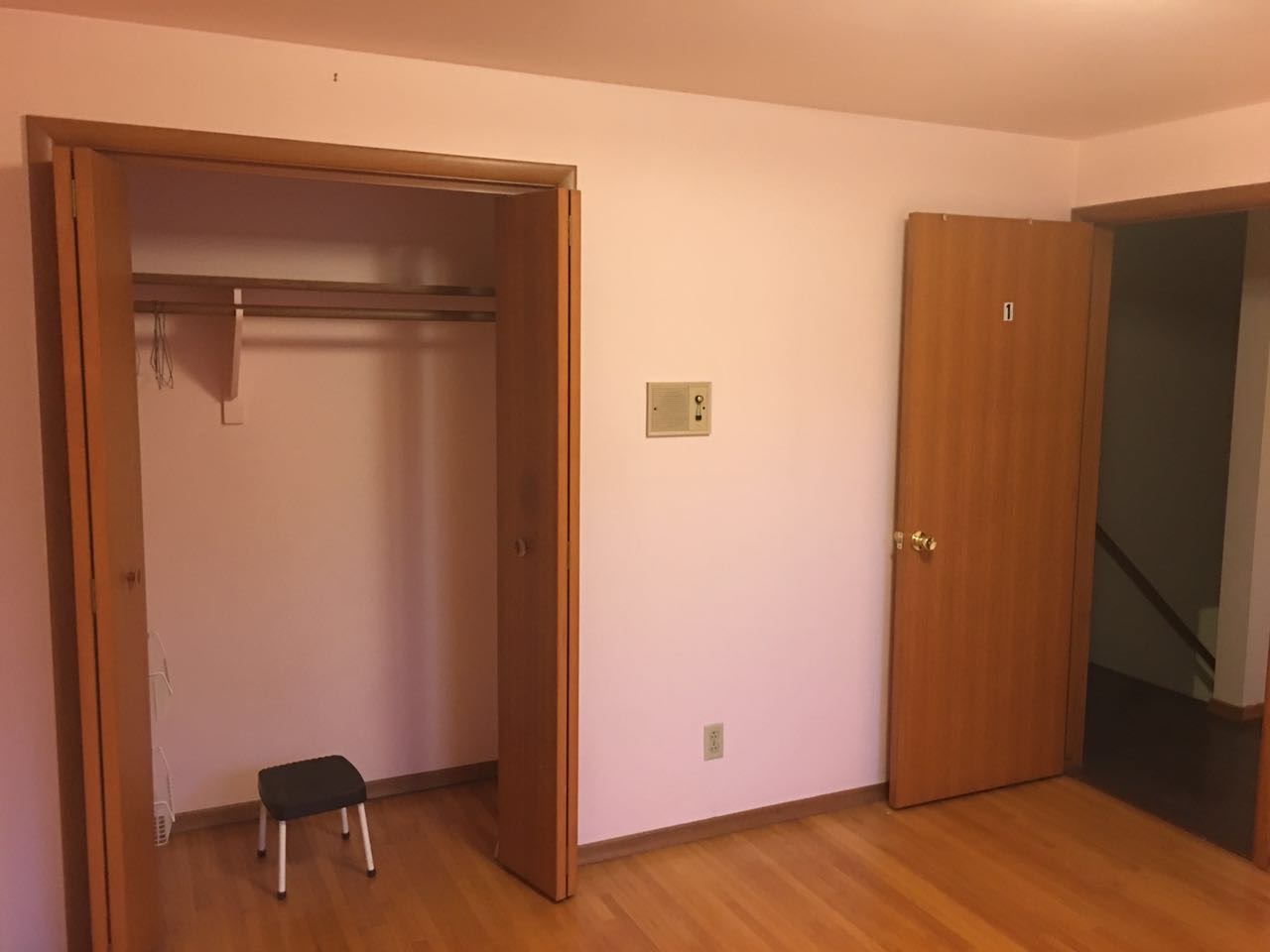 大学区地铁站单间出租