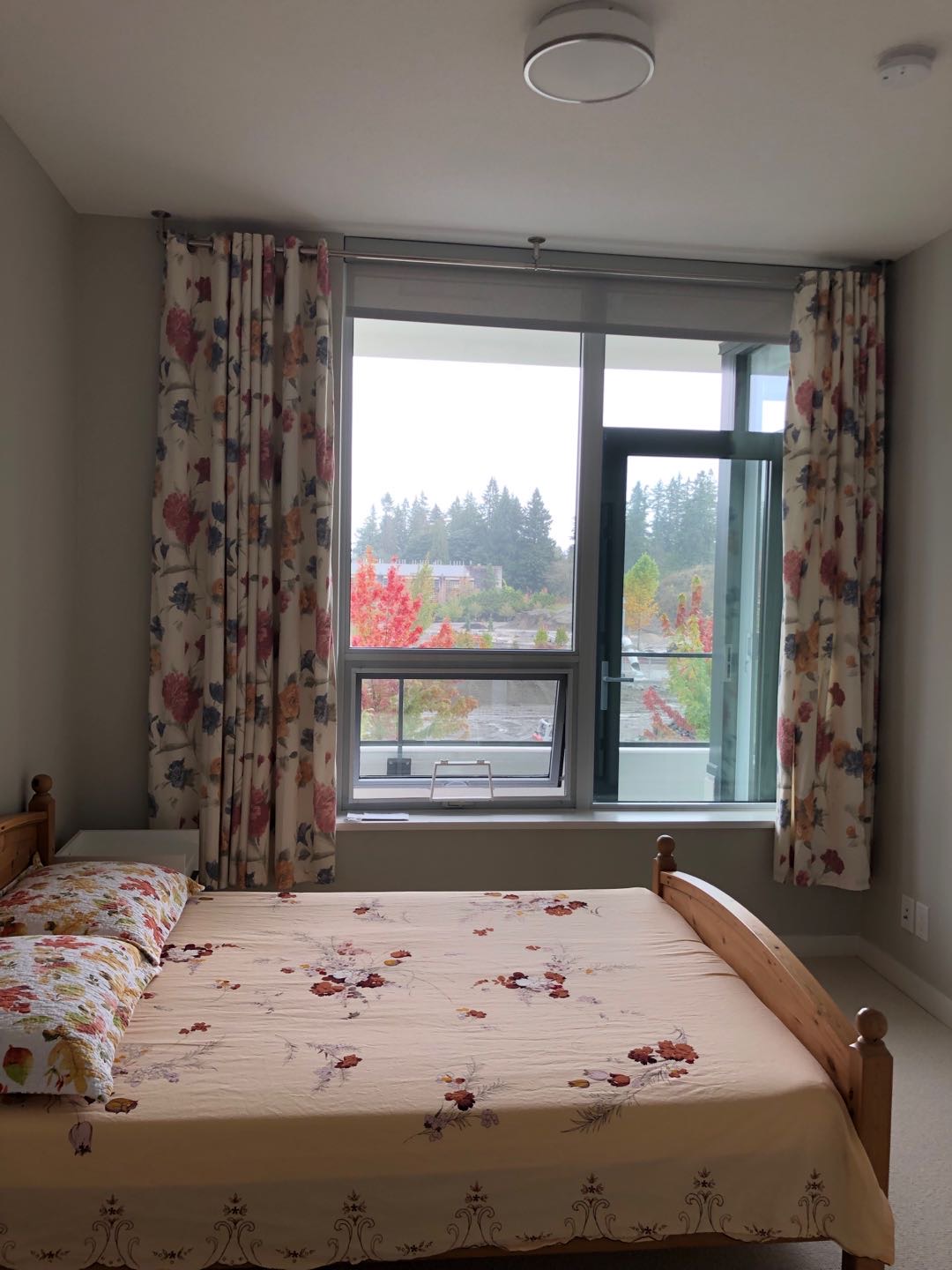 UBC 南校区，全新高级五层楼水泥公寓（二房一厅二卫） - 7