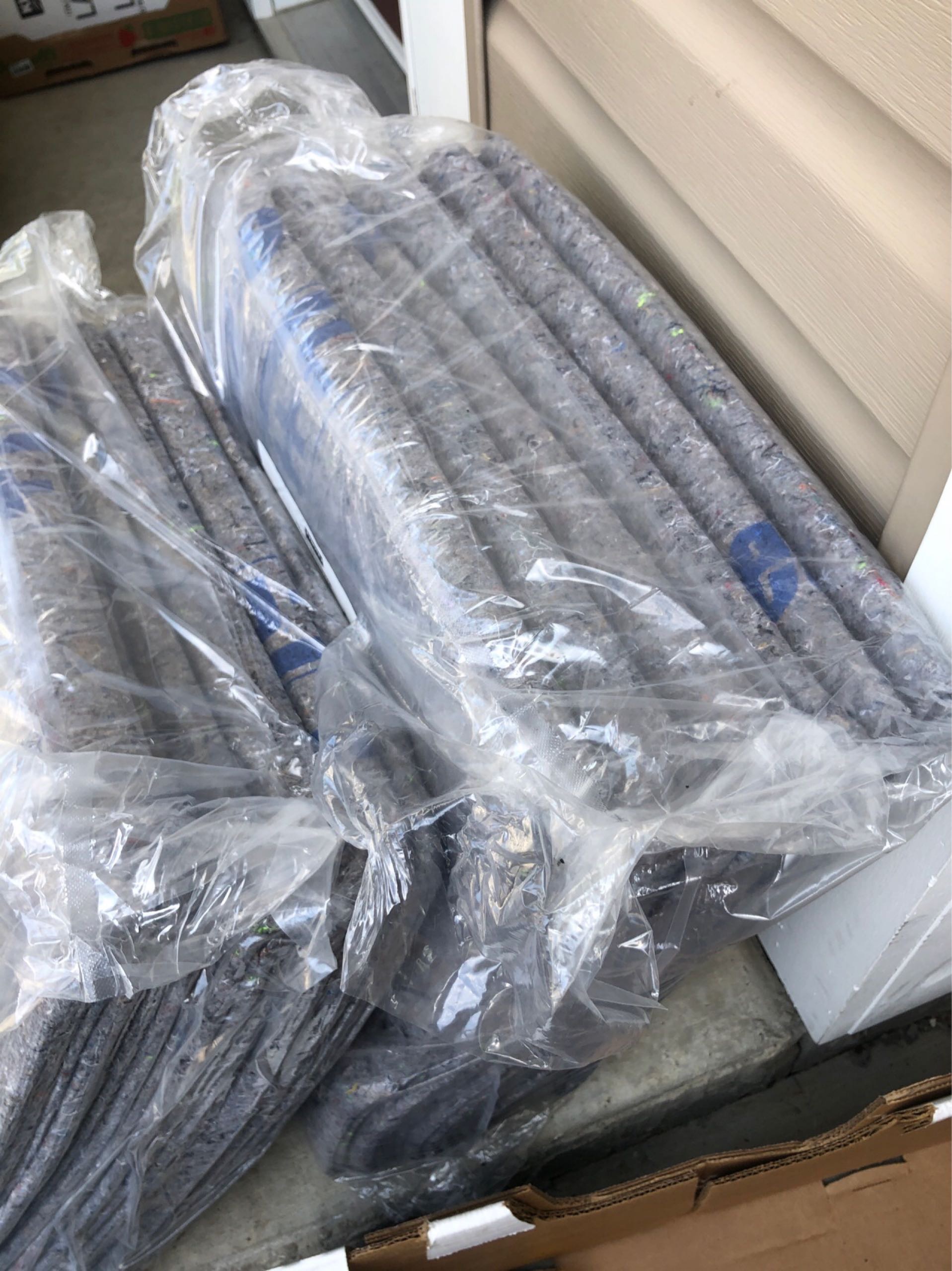 全新Uhaul 毛毡2包