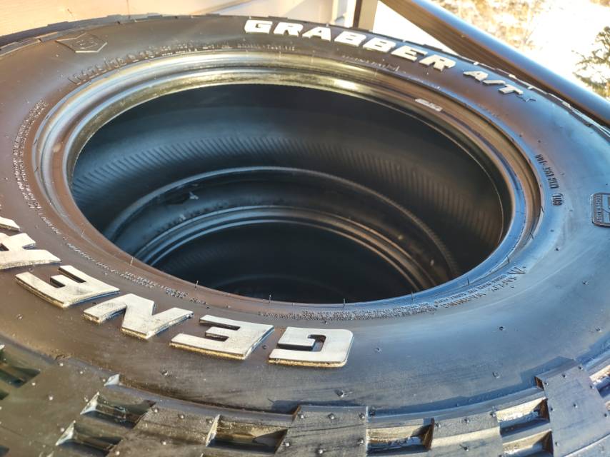 AT Tires General Grabber 275/70/R18 - 9