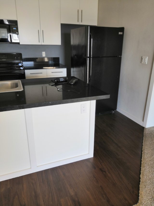 东区两室一厅公寓转租 - 9