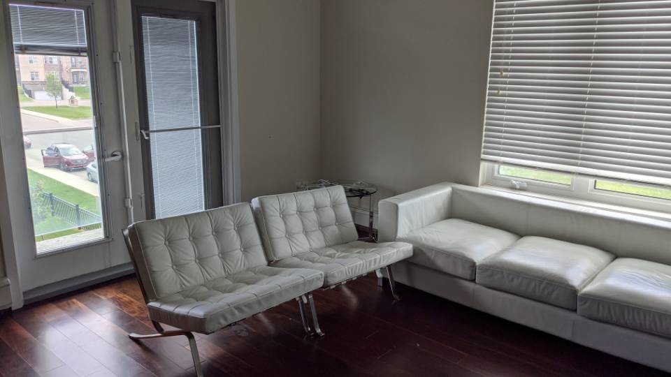 东区两房两卫豪华公寓转租 - 3