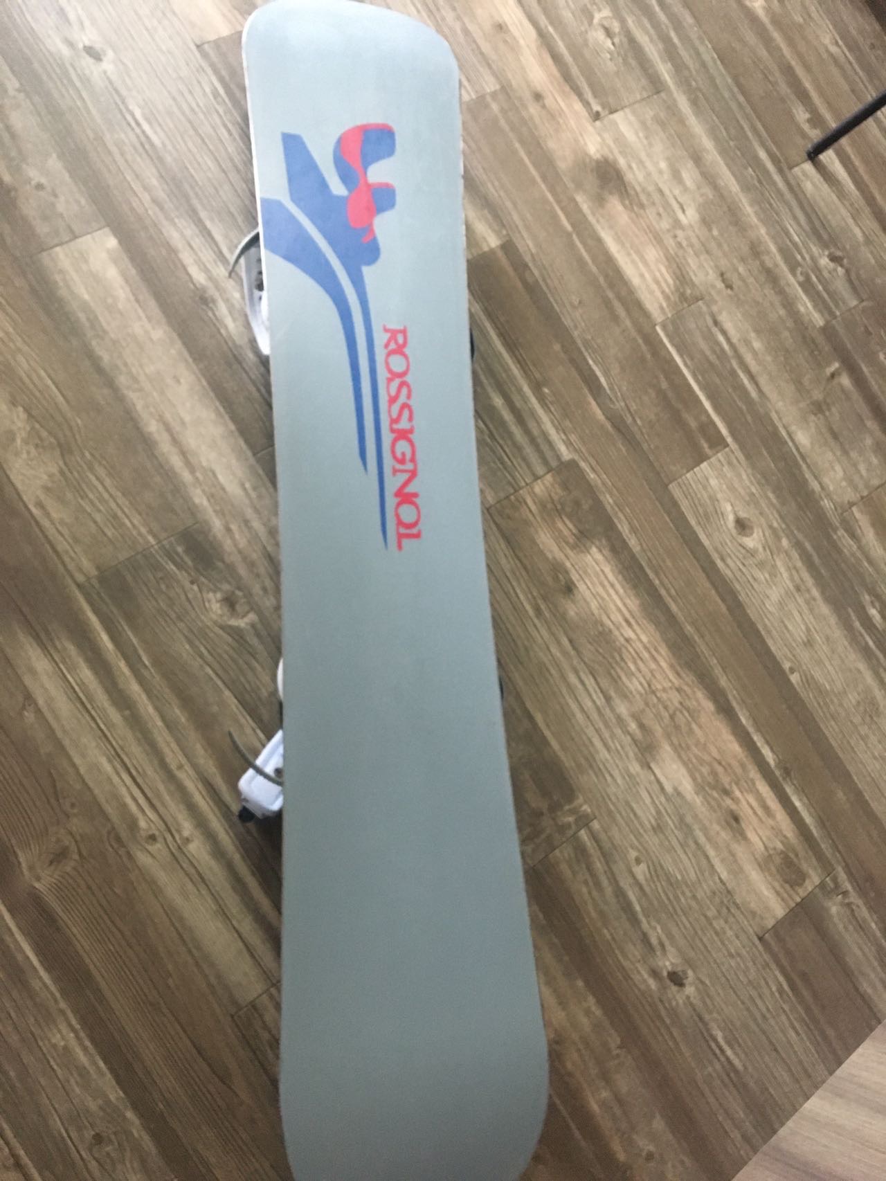 Rossignol 单板+binding 146cm 女生 - 2