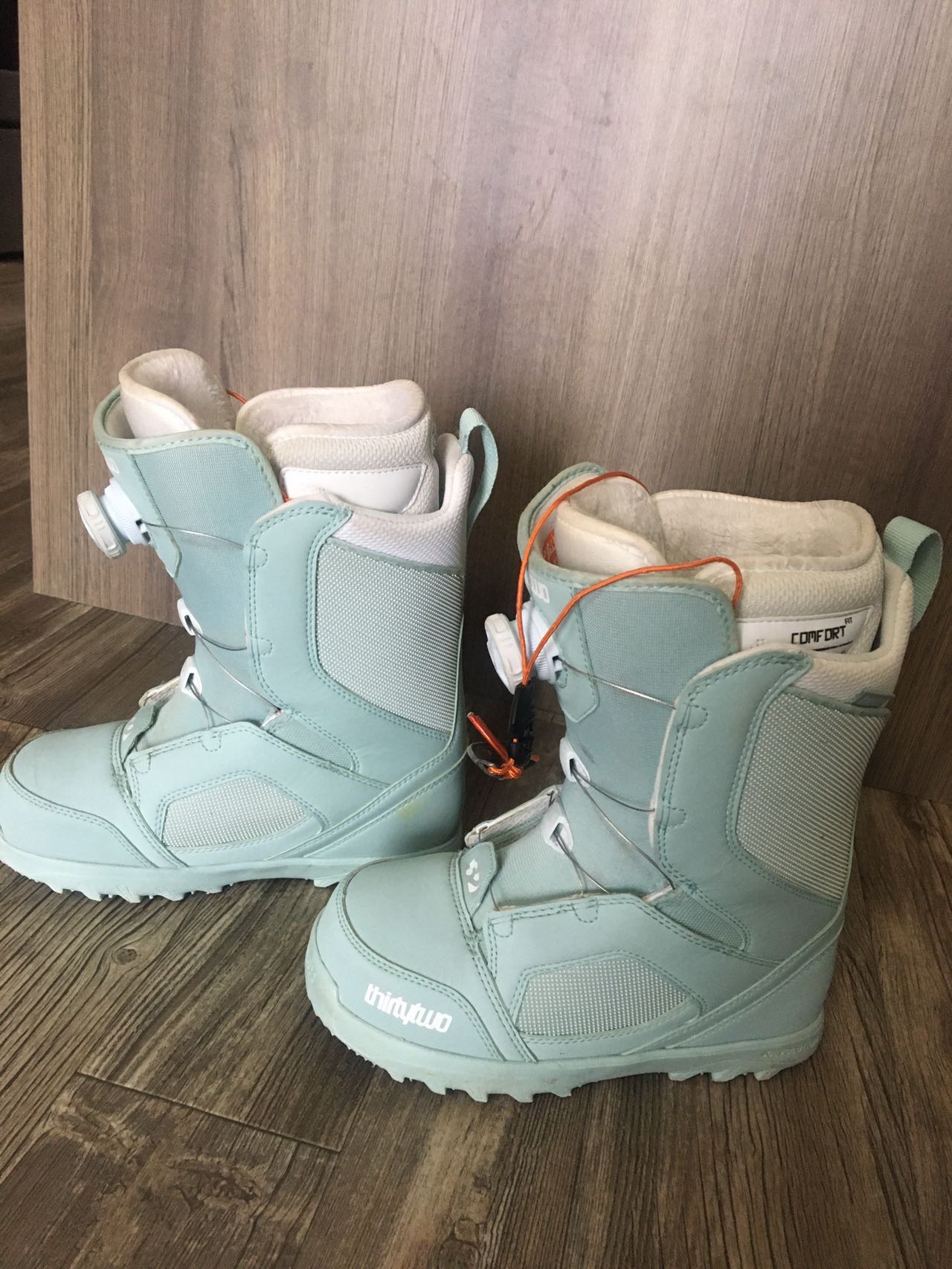 Thirtytwo单板雪鞋 6.5码，女 - 4