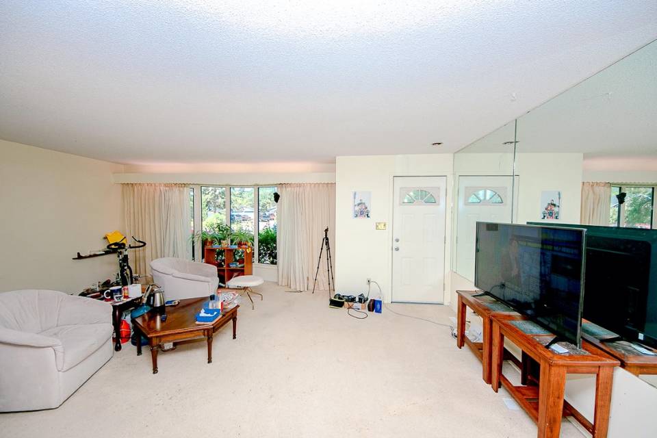 距大学700米 好房出租 - 2