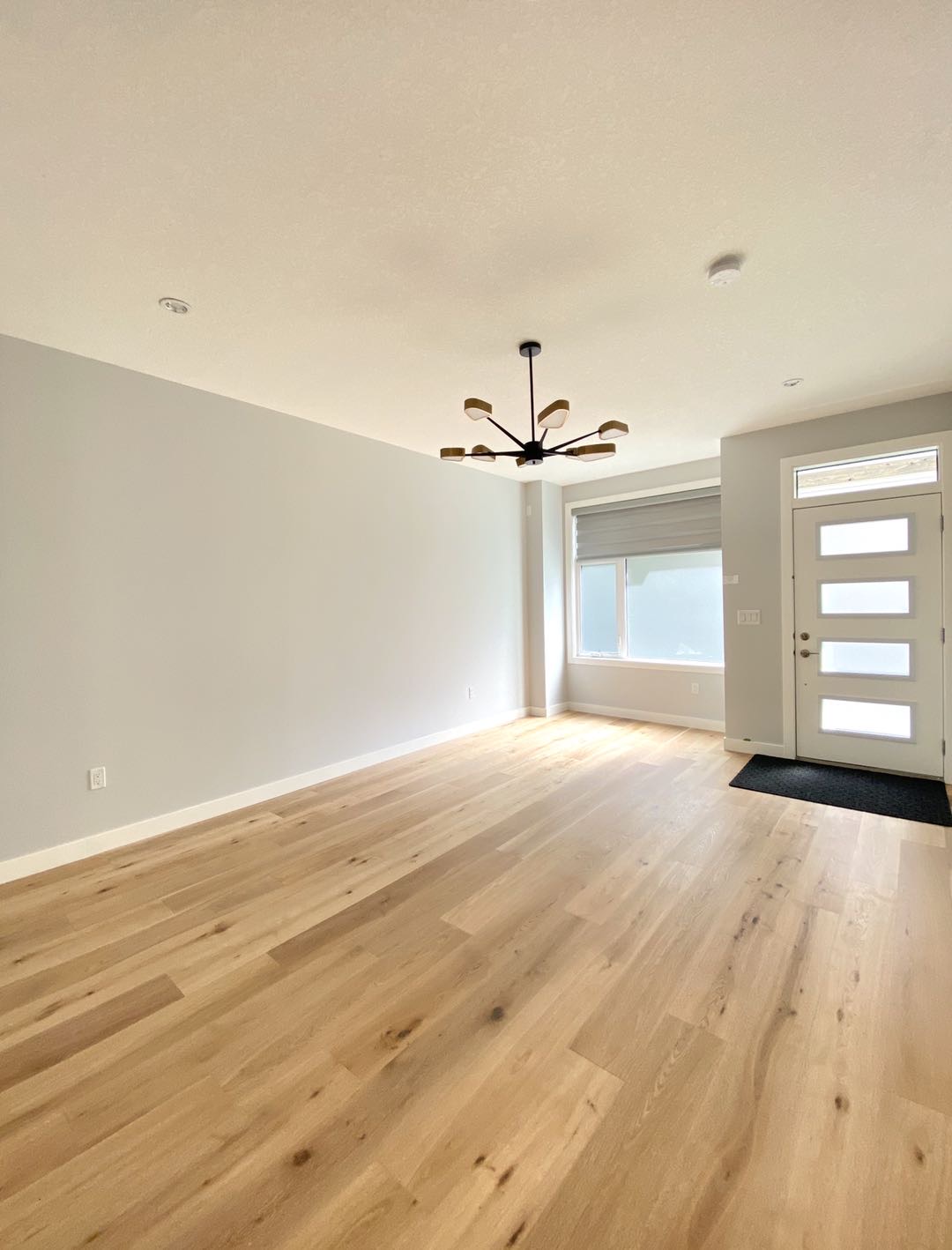 全新condo出租！ 地理位置极佳！ - 3