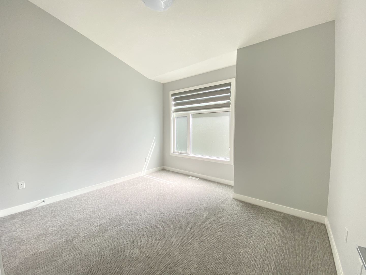 全新condo出租！ 地理位置极佳！ - 7