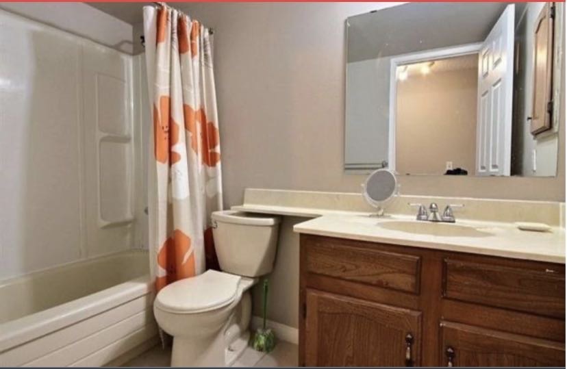 Beddington Heights 地庫房間出租 - 4