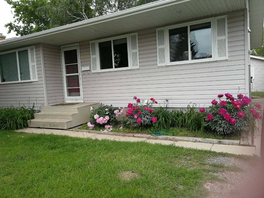 主层3室1厅/近Superstore/整租或分间租(限女生)