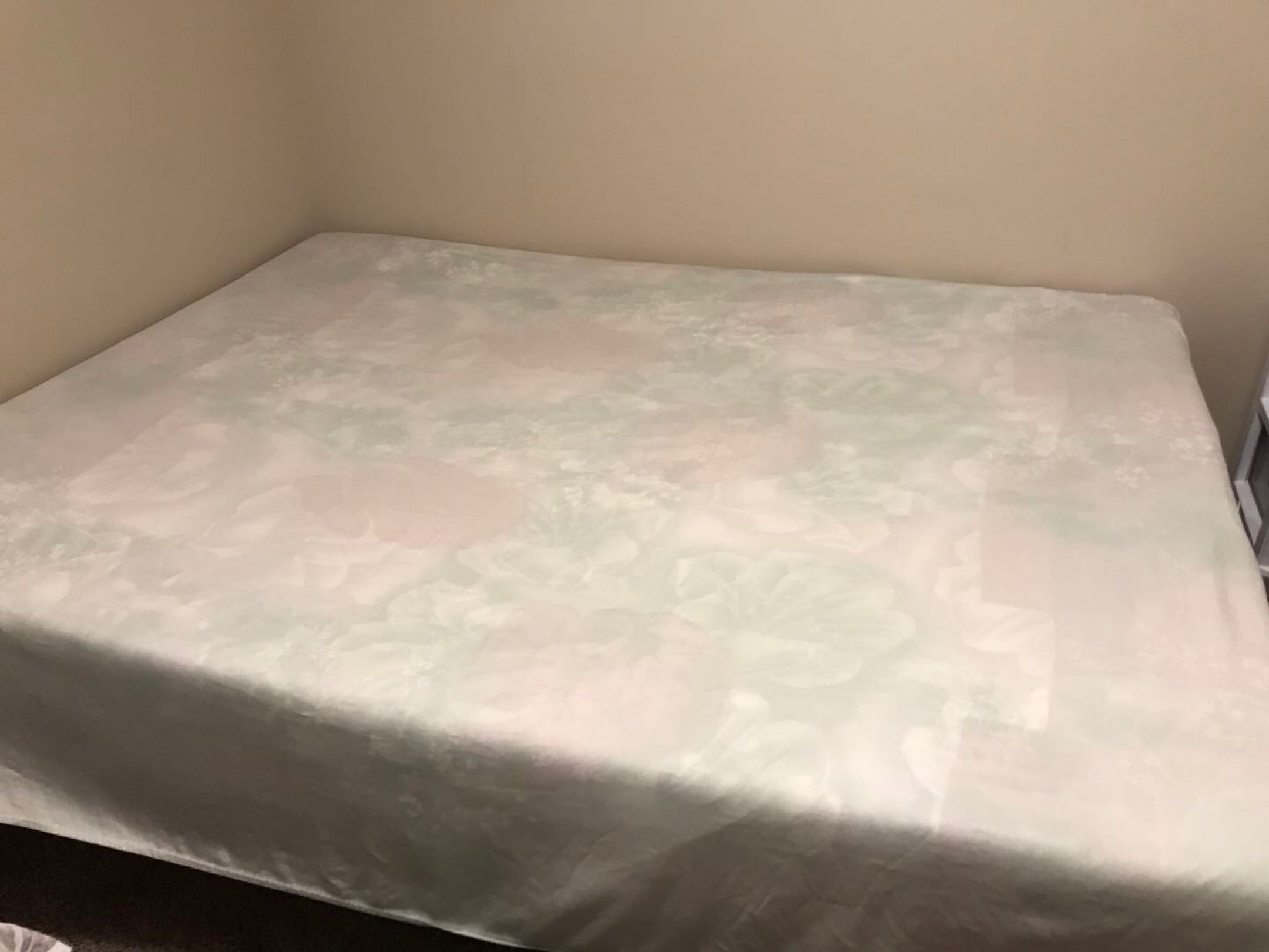 转Queen size 床垫 - 3