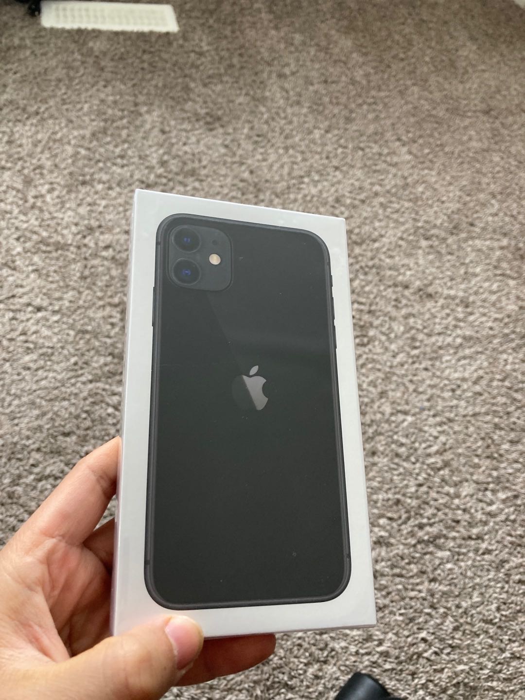 全新iPhone11 64g