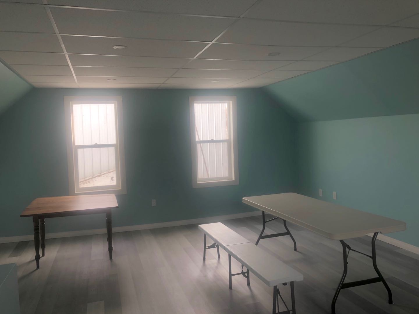 33街办公室出租