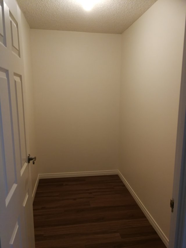 Downtown两室一卫公寓诚招室友 - 7