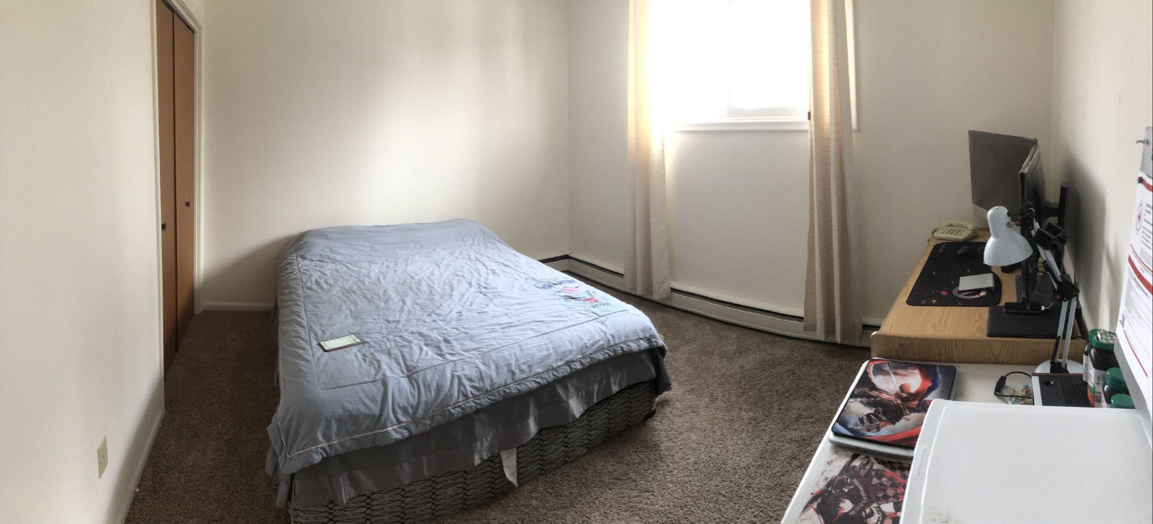 Saskatoon Lindsay Place 214, 一套二公寓三楼顶层招室友一名，交通方便，单身，在校，女大学生优先。 - 4