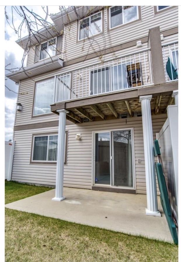 Rocky Ridge-Tuscany 轻轨站旁明亮山景Townhouse - 2