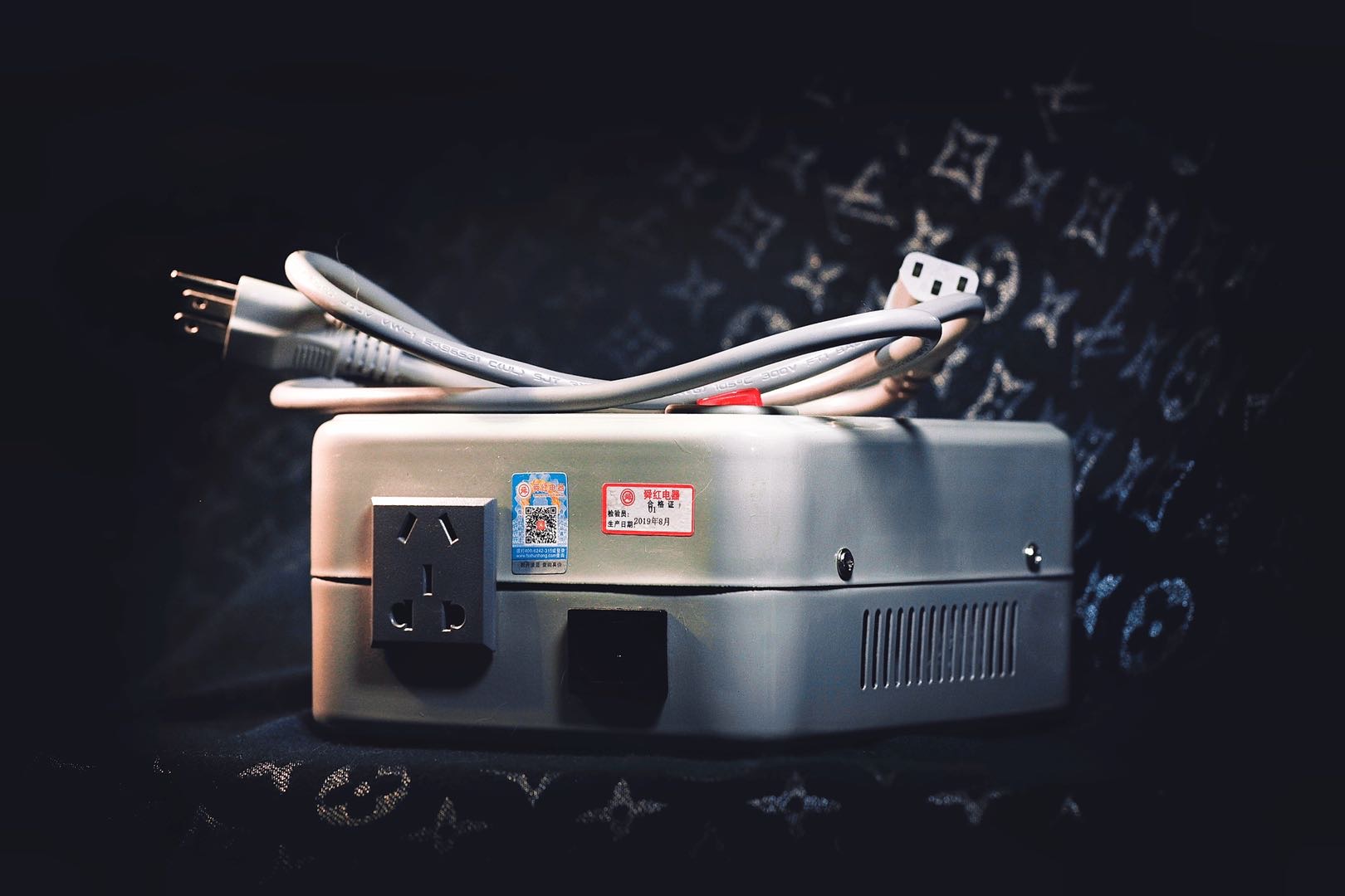 电源电压转换器 - 2