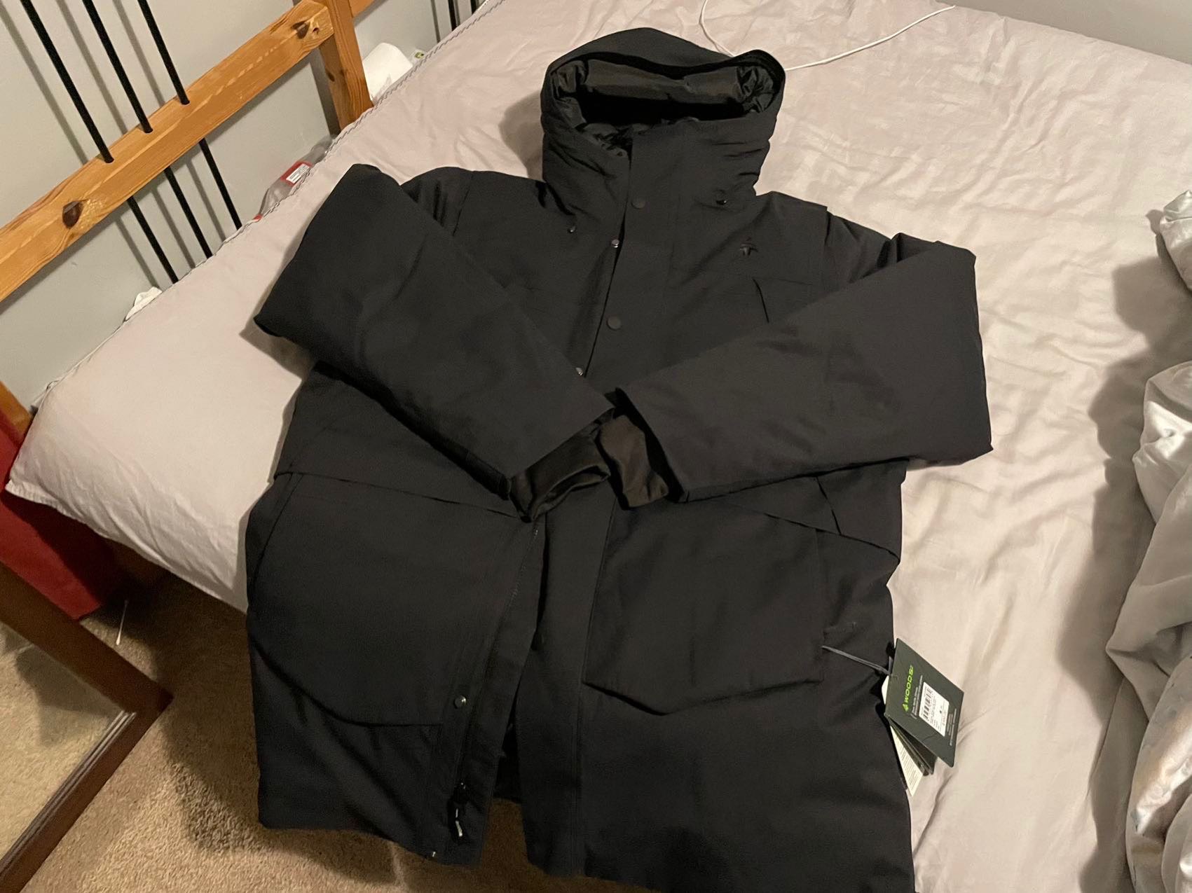 Woods冬季厚羽绒服