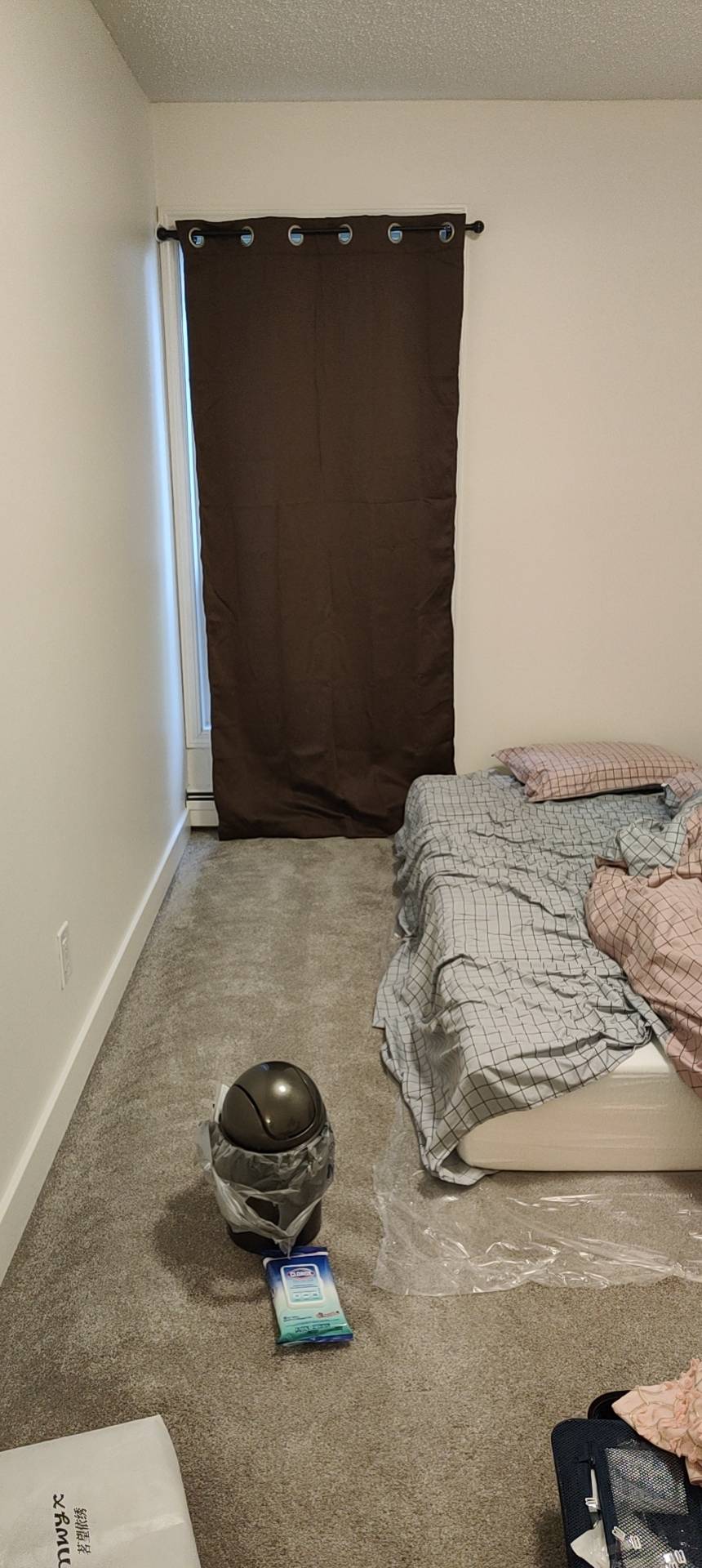 近里贾纳大学，boardwalk，寻找室友 女生 650刀每月，包水，网，暖气!!!