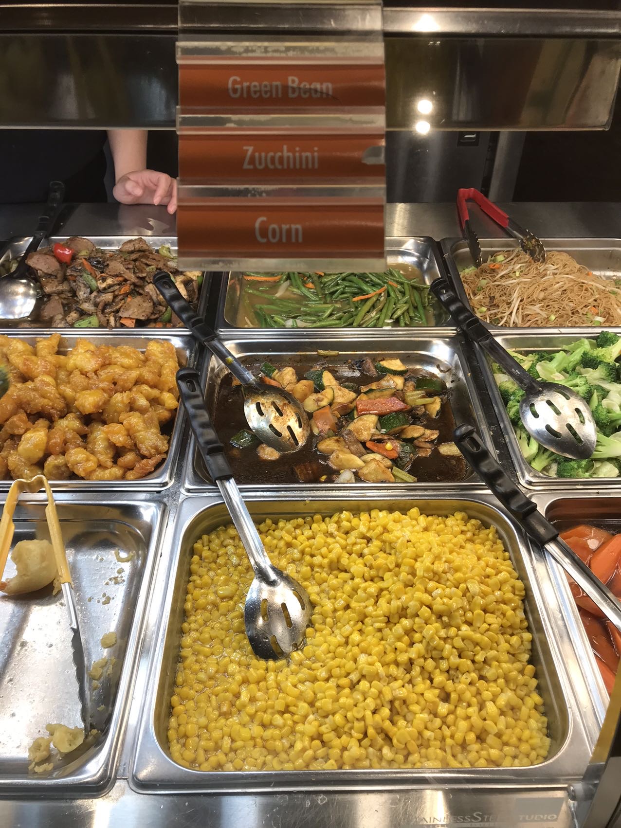 midtown food court 诚招full time or part time 廚師或幫廚