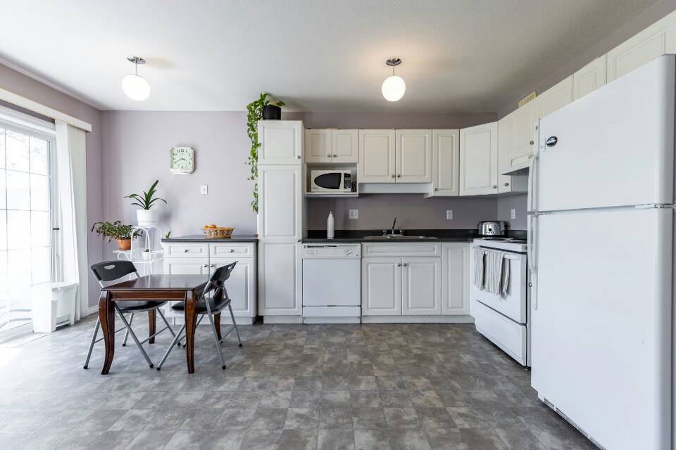 Briarwood 漂亮联排别墅出售，只售$264,900 - 5