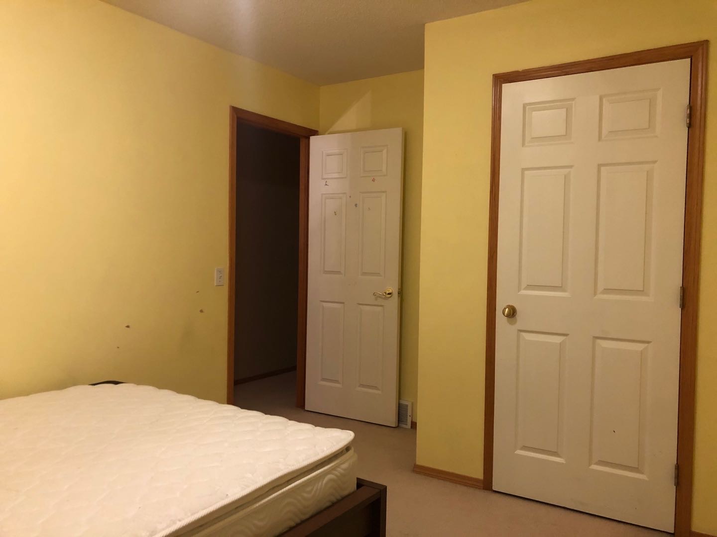 新大统华Harvest Hills安静小区独立屋楼上2间房间出租 - 4