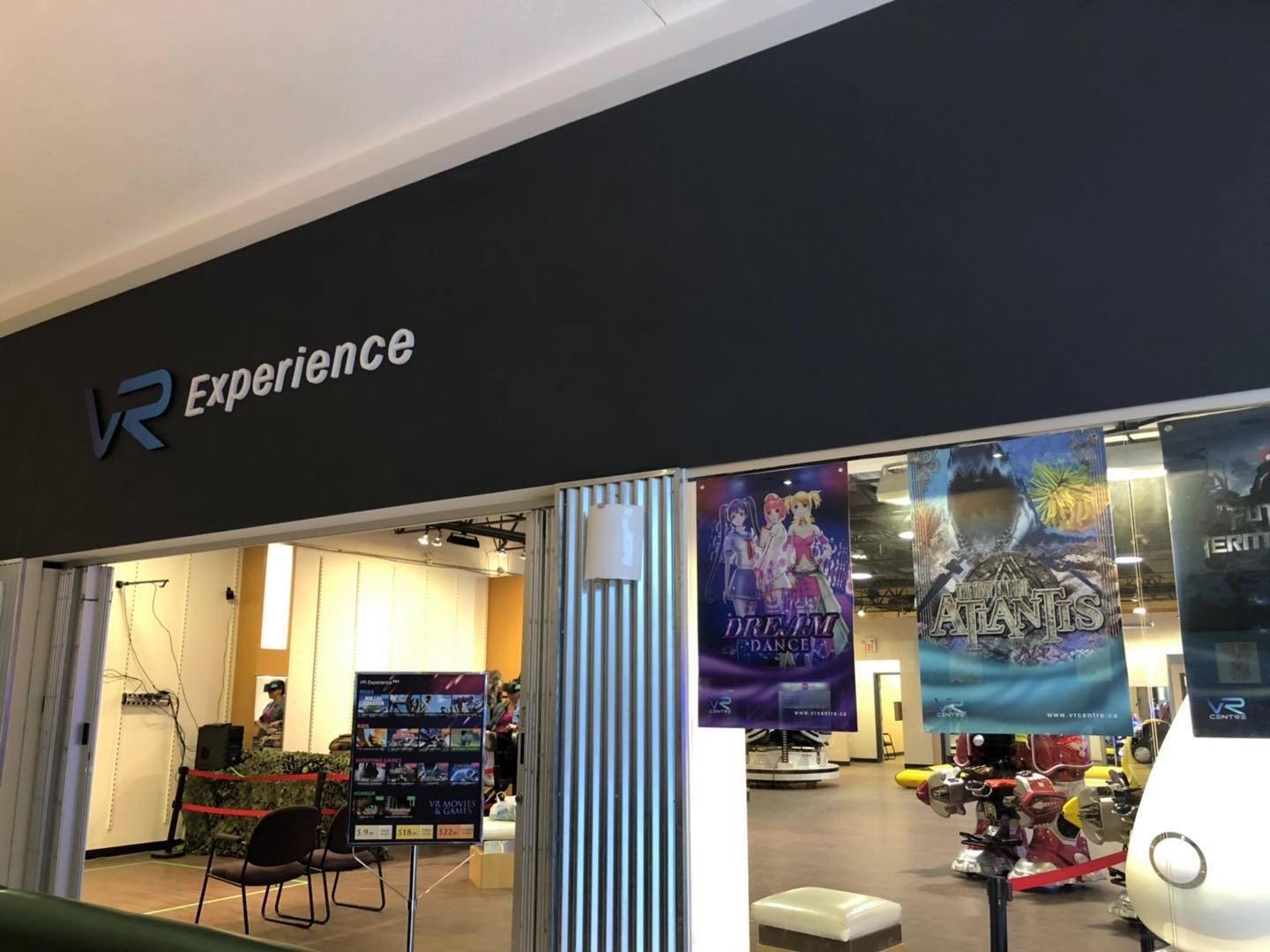 虚拟现实游戏和电影圣诞大酬宾