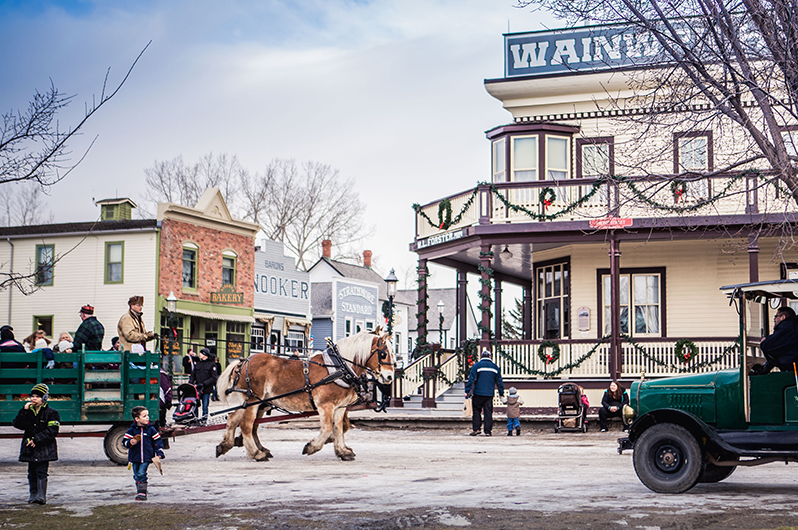 11月23-12月22日Heritage Park’s Once Upon a Christmas!