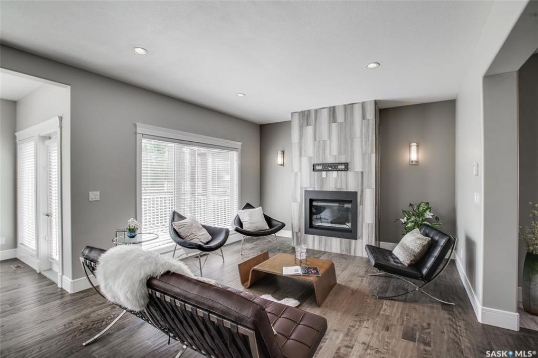 Rosewood小区核心安静路段近湖近小学1966尺两层独立屋出售 3房3卫，2013年建，三车库，高档装修，私密大后院。房屋保养佳：一二楼全实木地板，厨房卫浴大理石台面组合。地下室未装修。开价：$639000。有意请联系地产经纪Gary Gai 3063413677 - 6