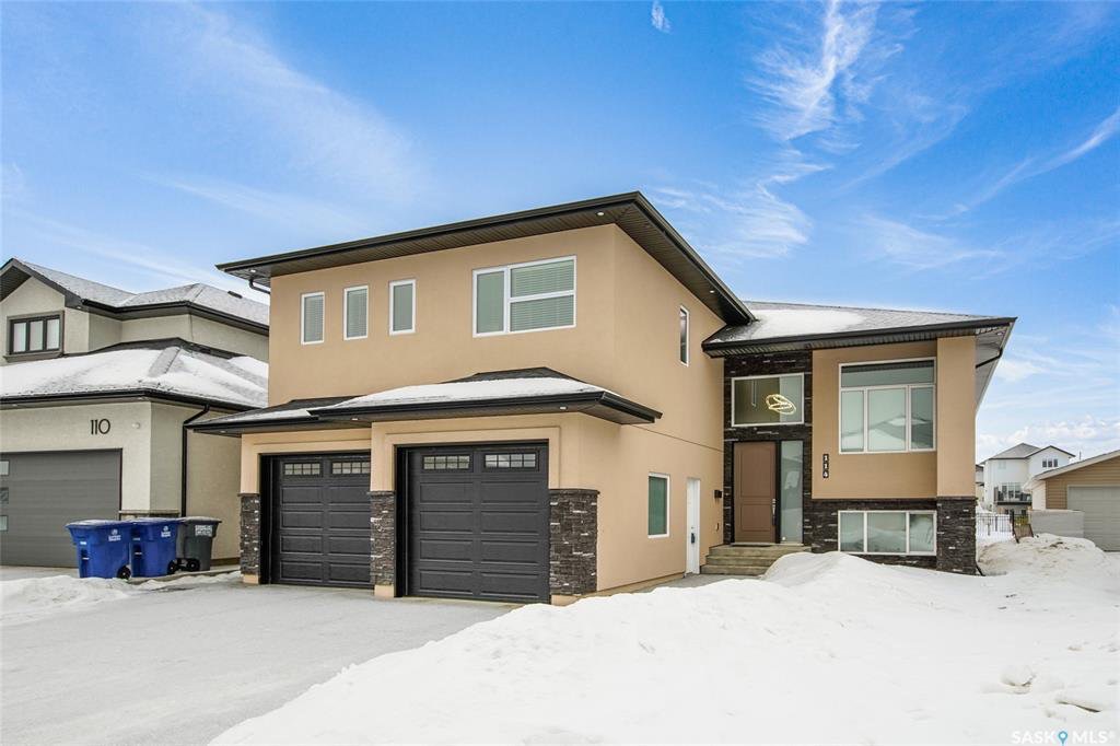 背靠Rosewood小学公园！ 超大尺寸2293尺错层独立屋出售。私密朝西南后院眺望rosewood小学，3房3卫，高品质高档装修（实木 瓷砖地板，加高层高，多窗户，大理石台面，定制橱柜嵌入家电，超大洗手间冲浪三角浴缸。挂牌价格 $709000。详情联系Gary Gai - 4