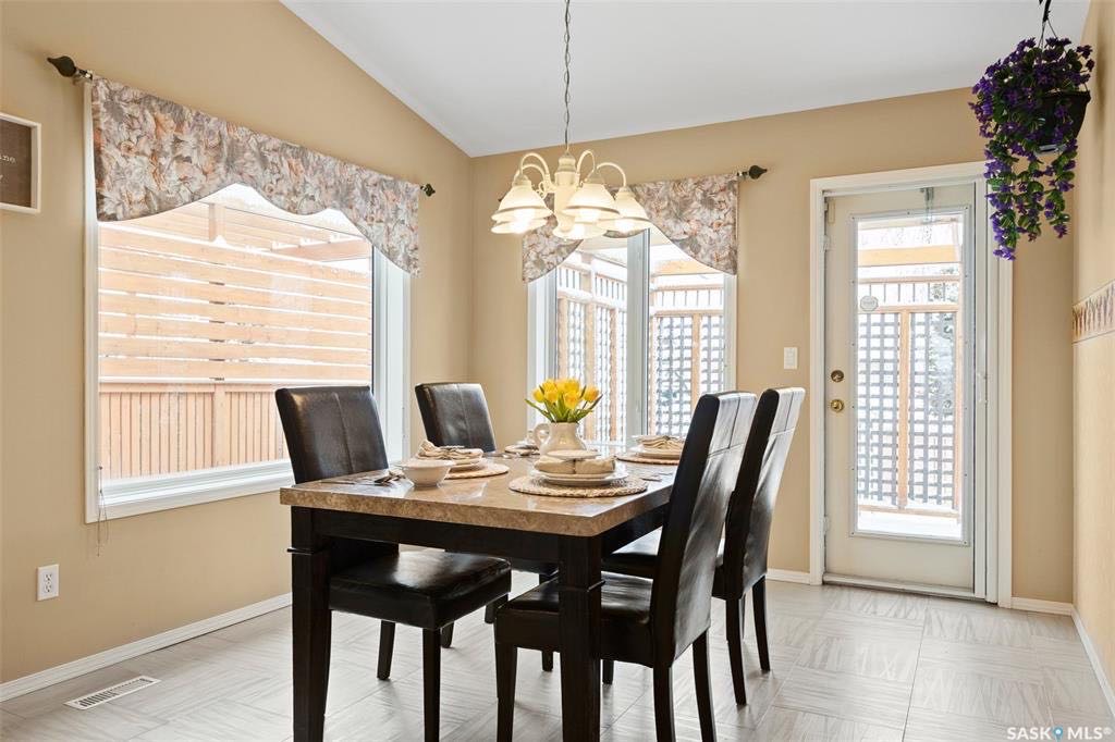 Arbor Creek小区1272尺bi level错层独立屋出售 - 5