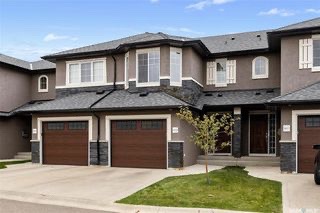 Willowgrove小区3房3卫地下室完全装修联排出售。近小学，高中，公园，购物。后院朝南采光好，高档装修：实木地板，大理石台面，桃木内门，不锈钢家电，大尺寸房间，家具可商量。挂牌价格：$295000。详情请联系地产经纪Gary Gai 盖王睿 3063413677 微信：ga - 4