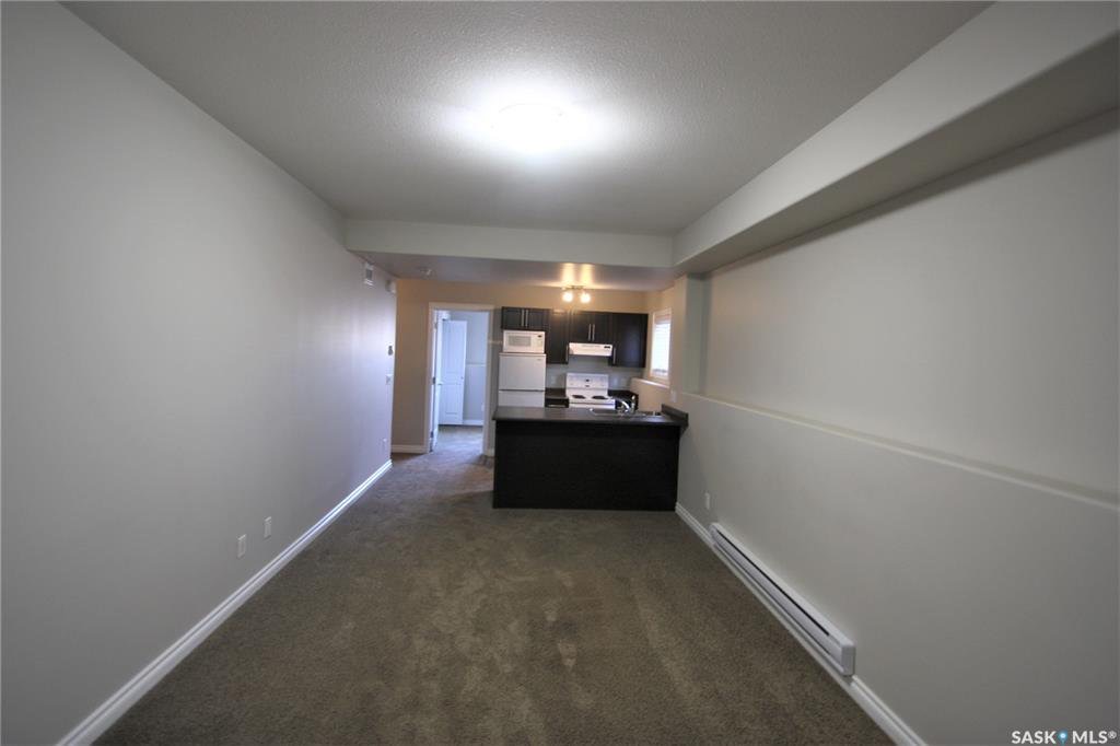 Evergreen小区，步行至小学，1129尺Bi Level错层独立屋含2室一厅合法出租地下室出售。 实木地板大理石台面，地下室有额外活动空间用于房主使用，外加地下室两房合法出租套间。挂牌价格：$419900。详情请联系 Royal LePage地产经纪Gary Gai 盖王睿 - 7