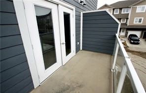 Stonebridge小区 2012 年1700尺联排屋出租。3 房 3 卫 2 厅 双车库。 房屋装修好，空间大，近附近商业购物和学校。$1750/月（包水）。无家具。租客自付水电气。一年起租，不分租，不抽烟，不养宠物。希望租客干净整洁守约讲理。有意请联系 Gary Gai 3 - 7