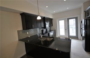 Stonebridge小区 2012 年1700尺联排屋出租。3 房 3 卫 2 厅 双车库。 房屋装修好，空间大，近附近商业购物和学校。$1750/月（包水）。无家具。租客自付水电气。一年起租，不分租，不抽烟，不养宠物。希望租客干净整洁守约讲理。有意请联系 Gary Gai 3 - 6