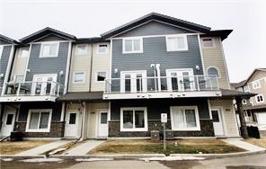 Stonebridge小区 2012 年1700尺联排屋出租。3 房 3 卫 2 厅 双车库。 房屋装修好，空间大，近附近商业购物和学校。$1750/月（包水）。无家具。租客自付水电气。一年起租，不分租，不抽烟，不养宠物。希望租客干净整洁守约讲理。有意请联系 Gary Gai 3