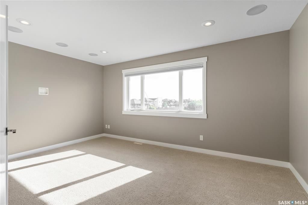 Evergreen2167尺独立屋出售，高档装修，大地块私密大院子（背后不靠邻居）。一楼带独立书房，9尺层高，实木地板，吸顶音响，厨房大理石台面. - 20