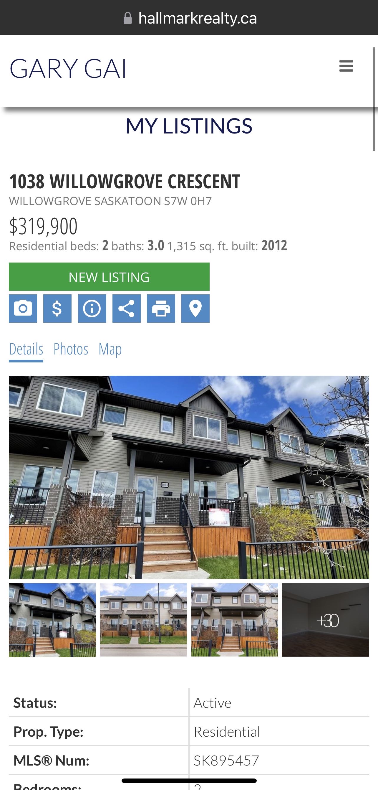 Willowgrove小区2012年建1315尺2房3卫联排别墅出售。房屋年代新，步行百米至两所小学和公园，近百年高中，近购物中心。一楼朝阳自然光充足，客厅宽敞明亮。9英尺挑高，高级复合板地板，全花岗岩台面，枫木橱柜，不锈钢厨房设备。二楼2个超大卧室均带独立洗手间和步入式衣柜。地