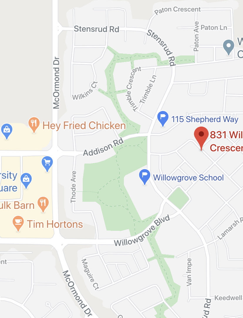 Willowgrove小区5房4卫独立屋出售，步行500米 至Willowgrove小学，公园，附近购物，近St Joseph 和Centennial百年高中。一楼有一个卧室，厨房餐厅客厅及洗手间，二楼3房两卫，主卧带洗手间，地下室专业装修有一房一厅一卫；双车库 - 8