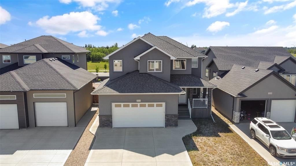 Evergreen2167尺独立屋出售，高档装修，大地块私密大院子（背后不靠邻居）。一楼带独立书房，9尺层高，实木地板，吸顶音响，厨房大理石台面. - 4